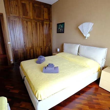 Casa Gremiste By Portofinovacanze アパート ラッパロ